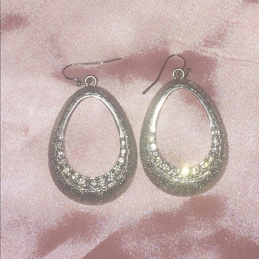 Dangle earrings